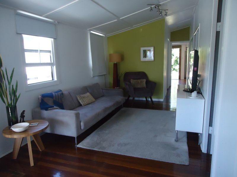 24 Central Street, Labrador QLD 4215