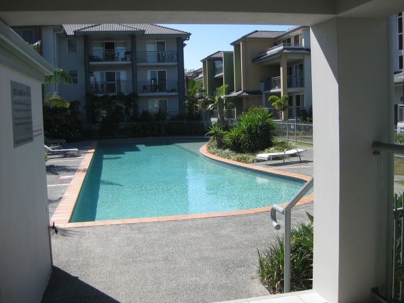 602/33 Clark Street, Biggera Waters QLD 4216