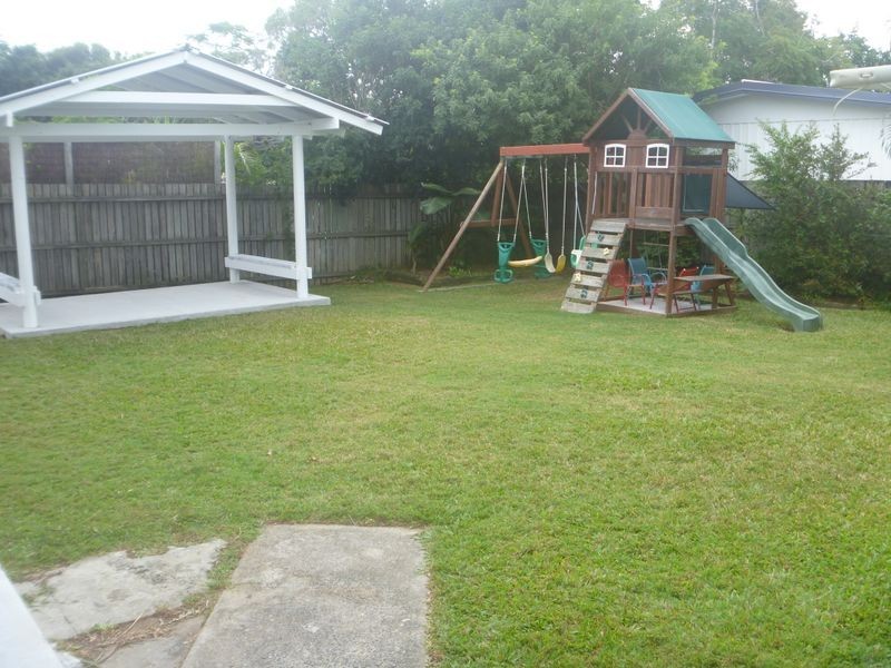 7 Saltash Street, Labrador QLD 4215