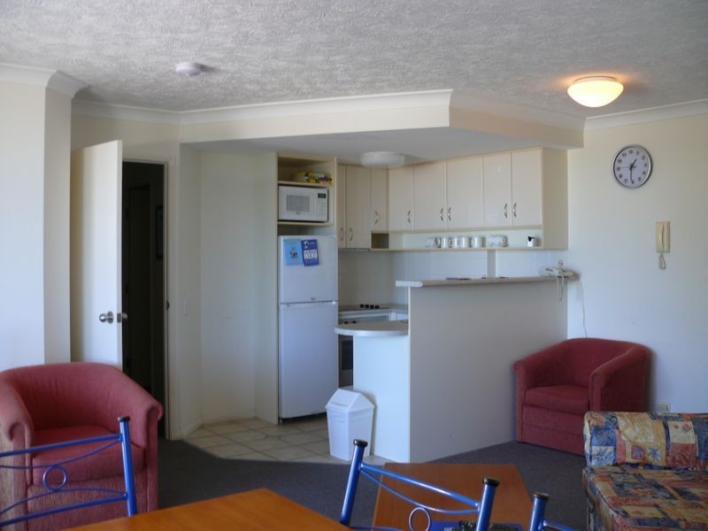 33/484 Marine Parade, Biggera Waters QLD 4216