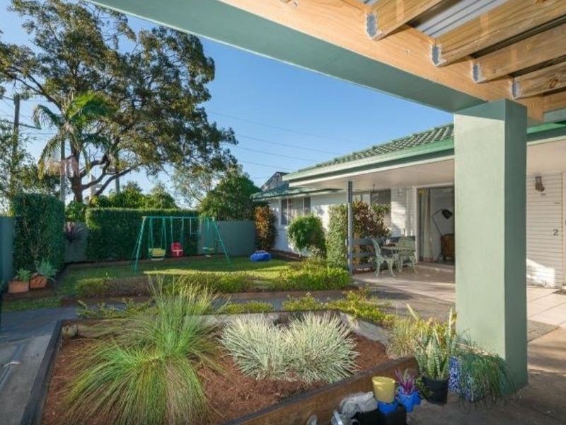 2 Dandar Drive, Southport QLD 4215