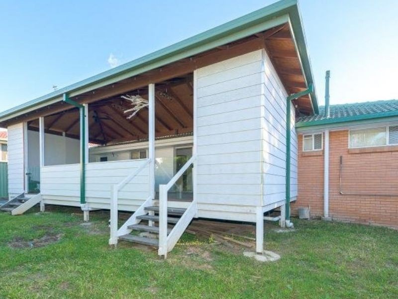 2 Dandar Drive, Southport QLD 4215