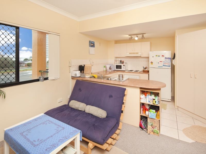 9/143 Frank Street, Labrador QLD 4215