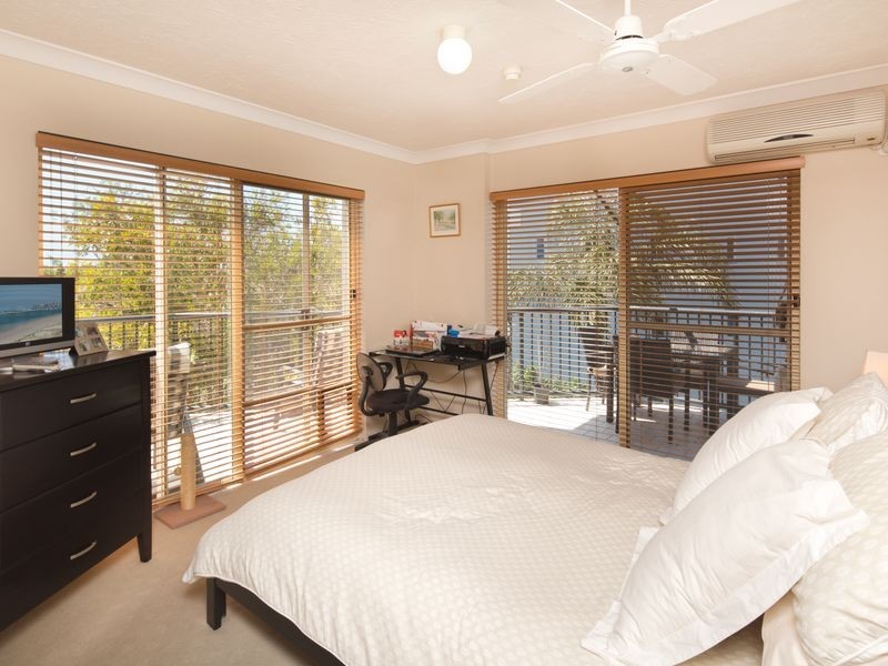 28/418 Marine Parade, Biggera Waters QLD 4216