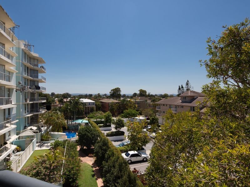 28/418 Marine Parade, Biggera Waters QLD 4216