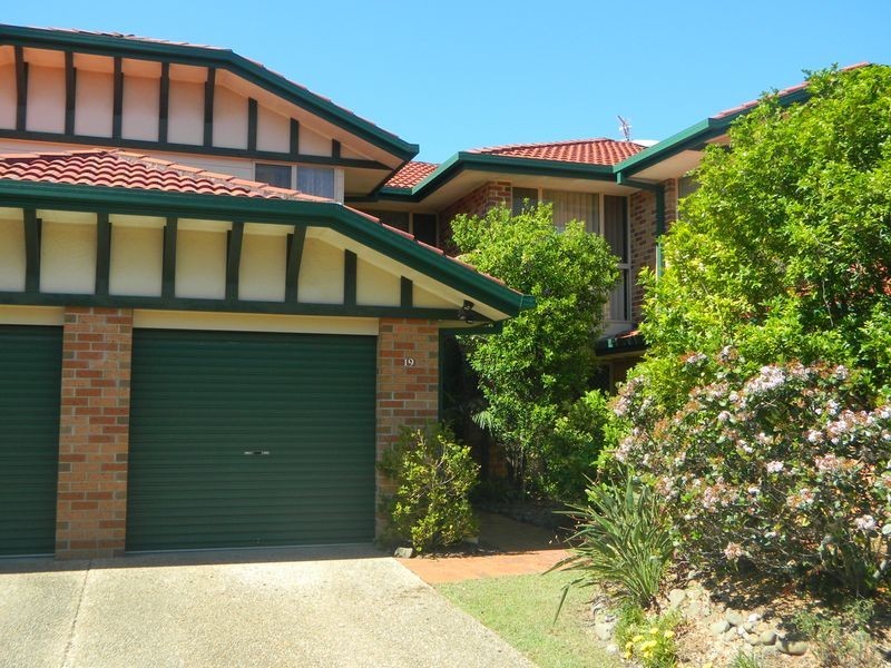 19/67 Brown Street, Labrador QLD 4215