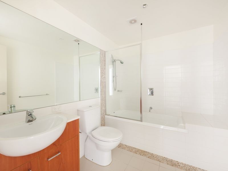 25/13 Bright Avenue, Labrador QLD 4215