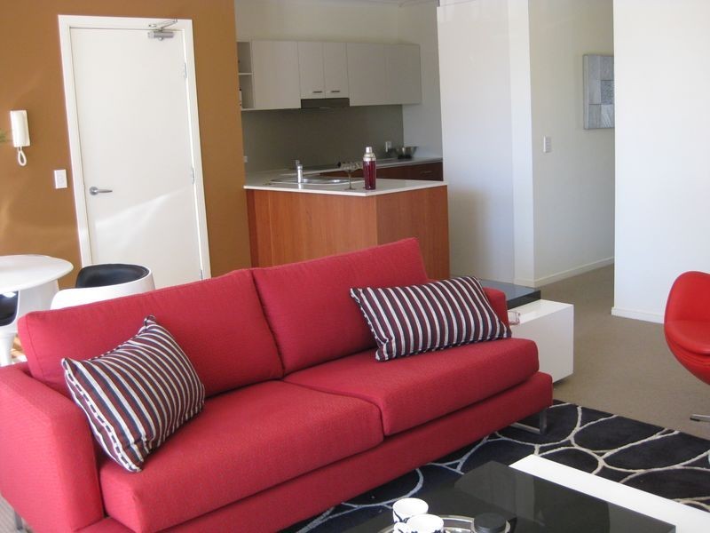 25/13 Bright Avenue, Labrador QLD 4215