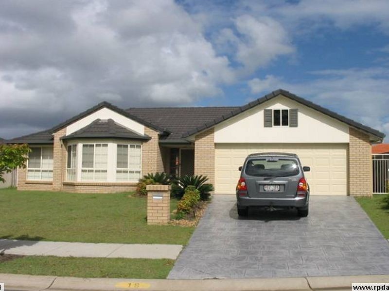 18 Straite Drive, Robina QLD 4226