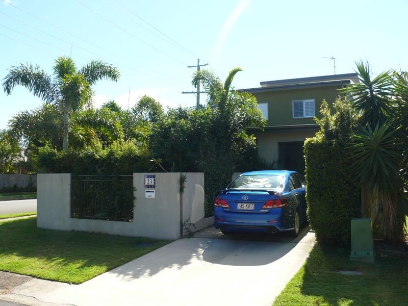 2/23 Hunter Avenue, Labrador QLD 4215