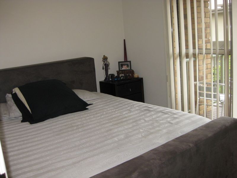 2/12 Gordon Street, Labrador QLD 4215