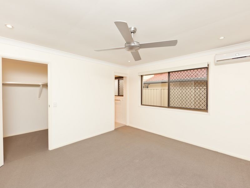 2 Walter Raleigh Crescent, Hollywell QLD 4216