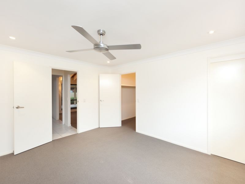 2 Walter Raleigh Crescent, Hollywell QLD 4216