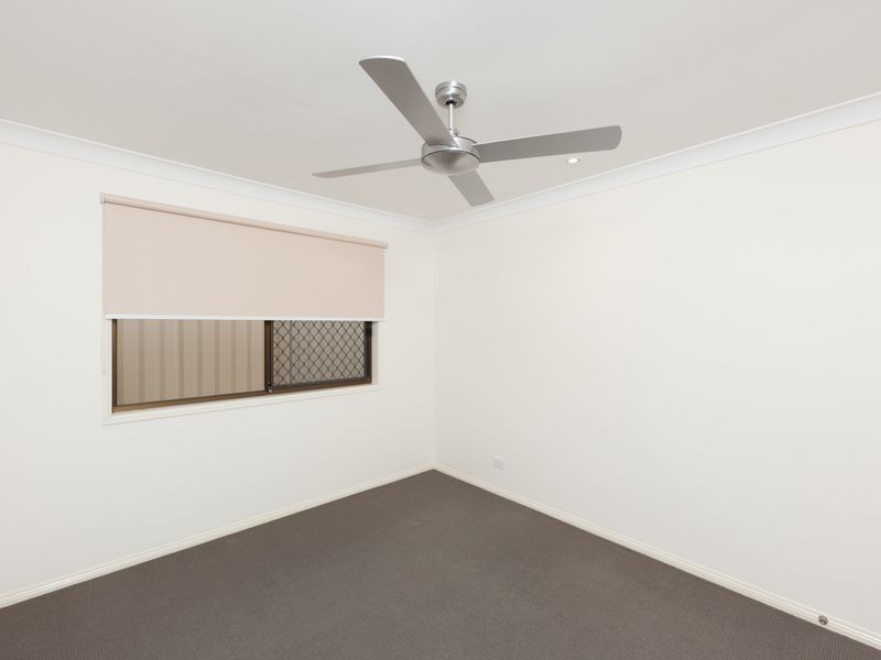 2 Walter Raleigh Crescent, Hollywell QLD 4216