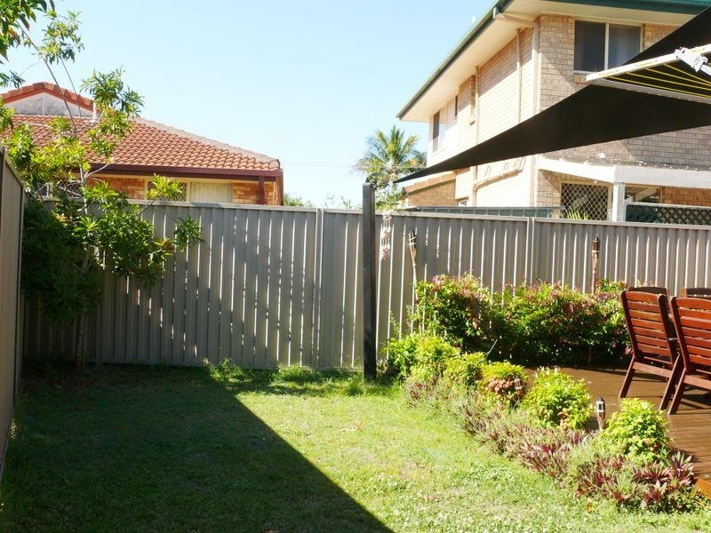1/5 Cawthray Street, Biggera Waters QLD 4216