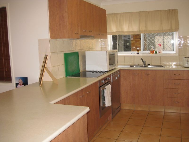 3/171 Muir Street, Labrador QLD 4215