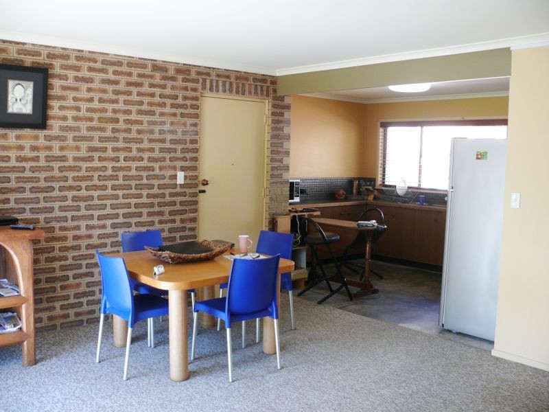 6/278 Marine Parade, Labrador QLD 4215