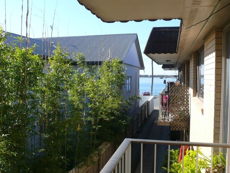 6/278 Marine Parade, Labrador QLD 4215