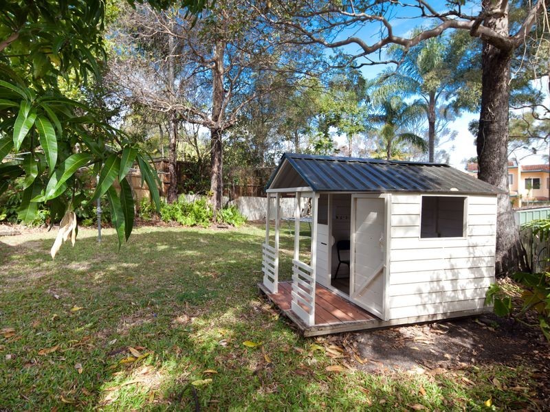 4 Beitz Avenue, Labrador QLD 4215