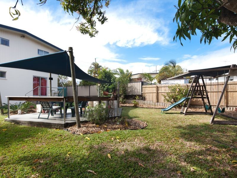 4 Beitz Avenue, Labrador QLD 4215
