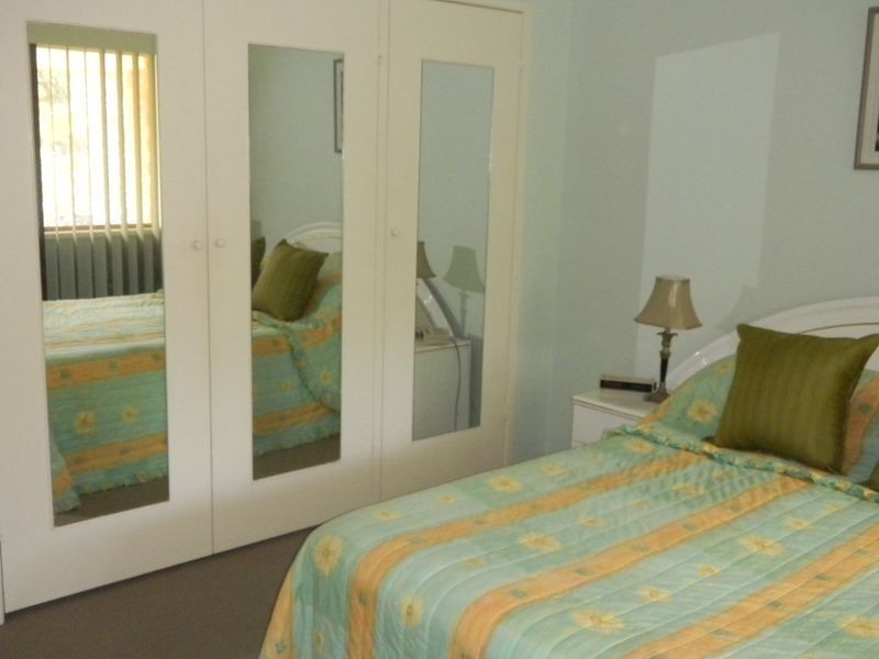 7/11 Frank Street, Labrador QLD 4215