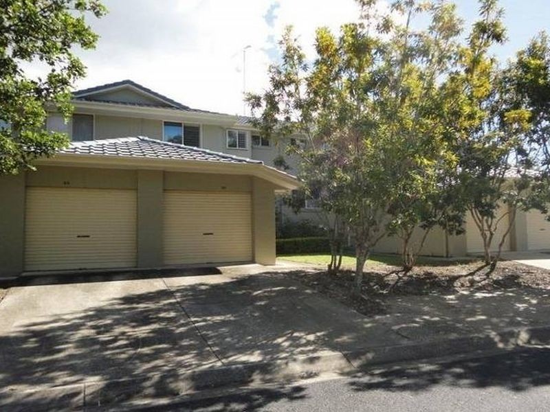 64/3 Arundel Drive, Arundel QLD 4214