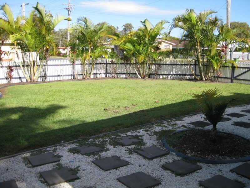71 Ocean Street, Runaway Bay QLD 4216