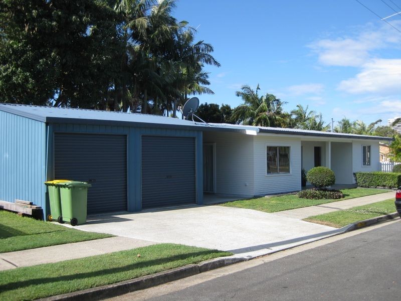 71 Ocean Street, Runaway Bay QLD 4216