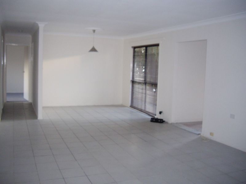 33 Clam Street, Runaway Bay QLD 4216