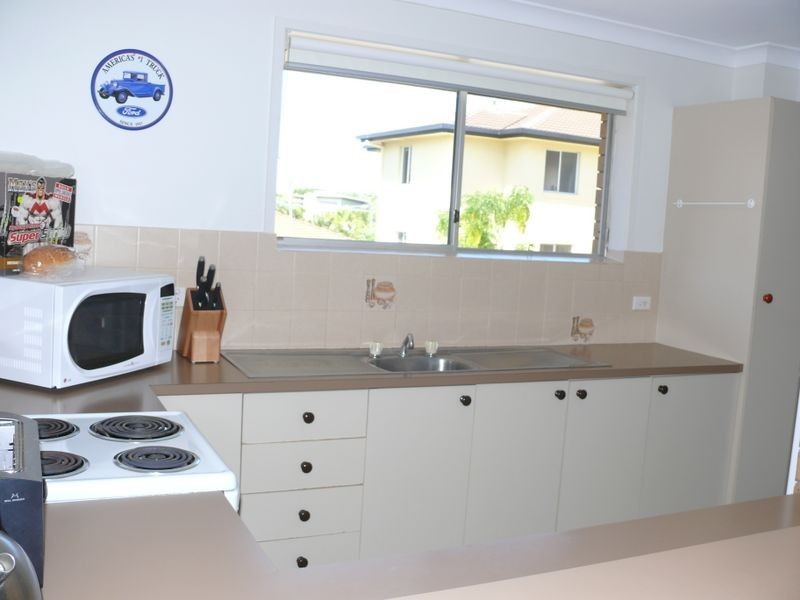 8/24 Madang Crescent, Runaway Bay QLD 4216