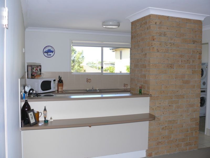 8/24 Madang Crescent, Runaway Bay QLD 4216