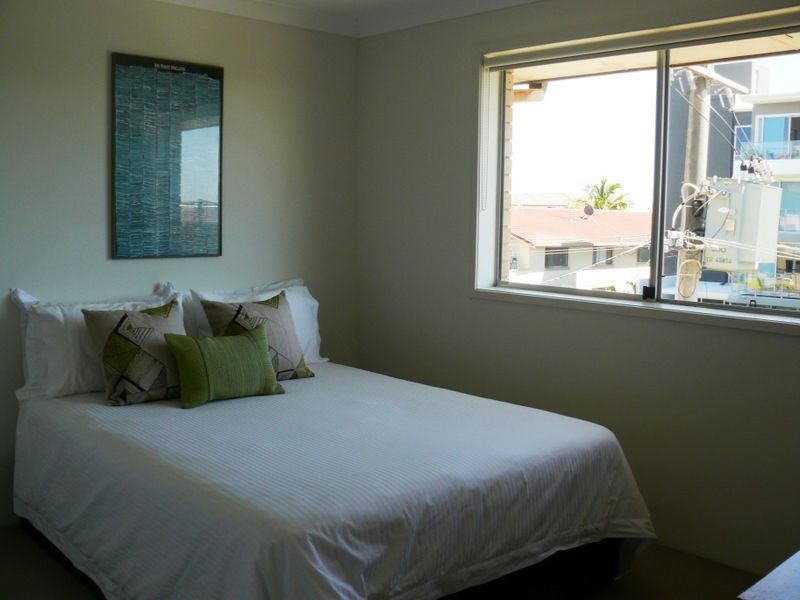 8/24 Madang Crescent, Runaway Bay QLD 4216