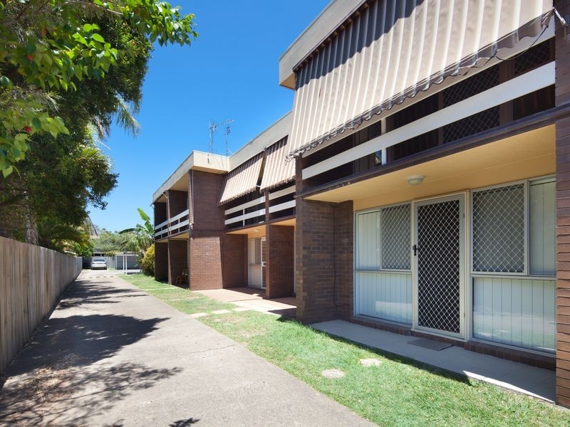 4/14 Central Street, Labrador QLD 4215