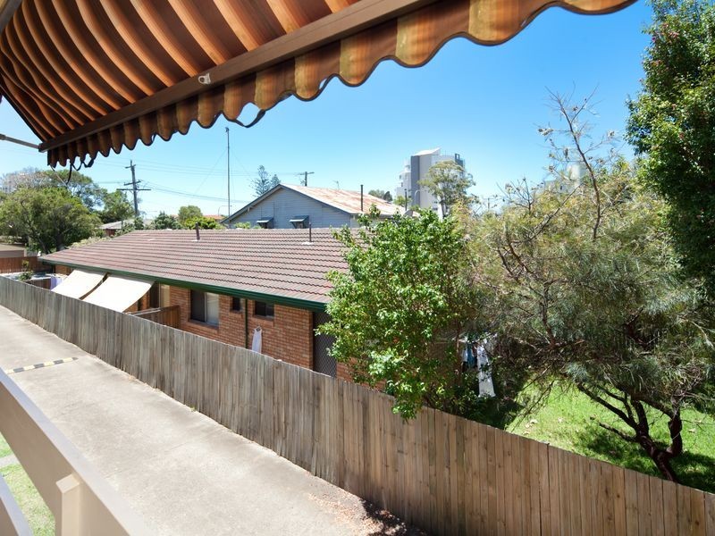 4/14 Central Street, Labrador QLD 4215