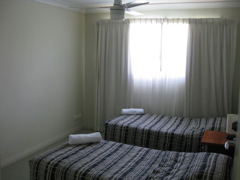 210/392 Marine Parade, Labrador QLD 4215