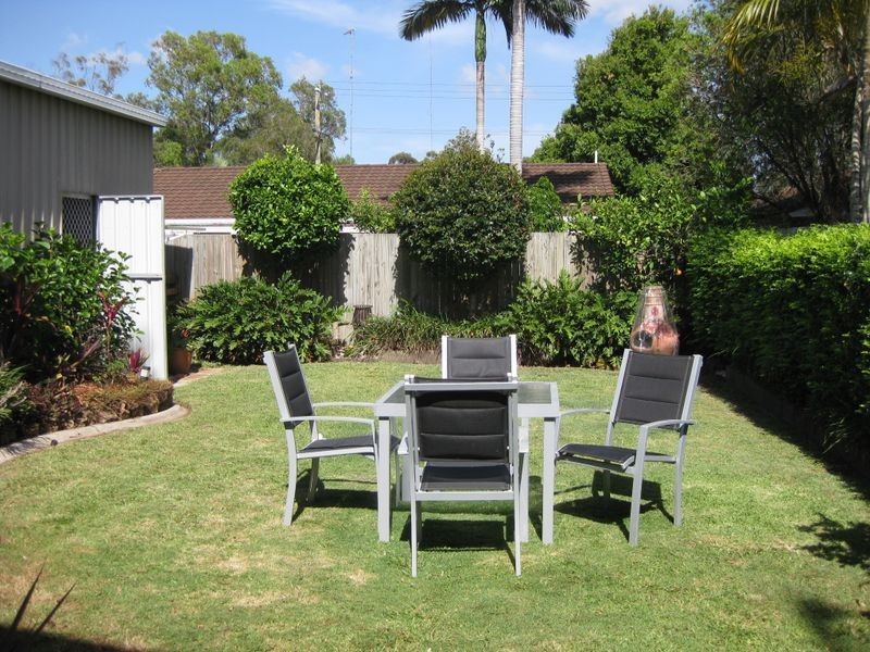 18 Warratina Street, Labrador QLD 4215
