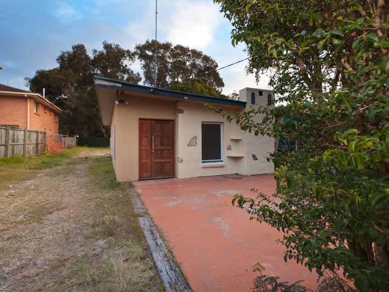 14 Bright Avenue, Labrador QLD 4215