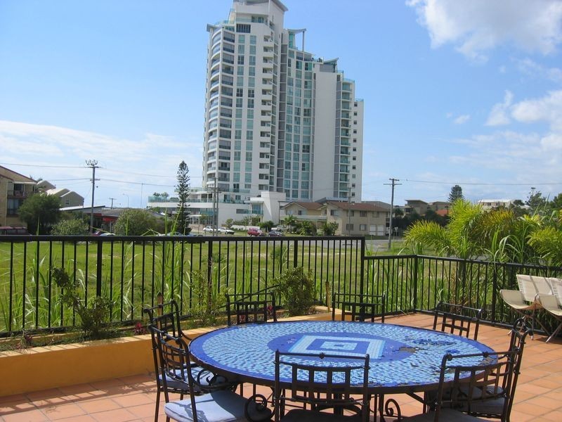 5/143 Frank Street, Labrador QLD 4215