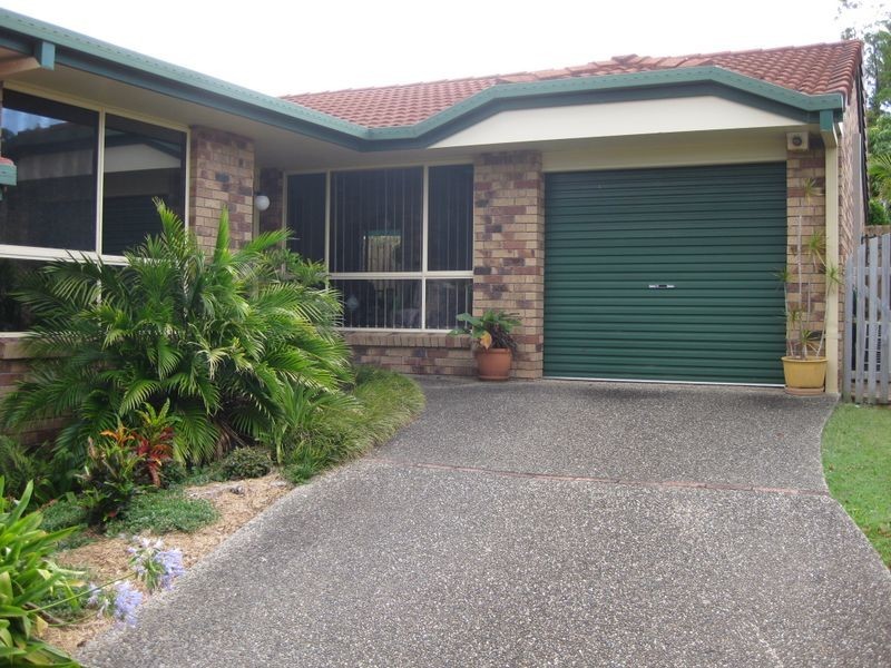 2/9 Chirn Crescent, Labrador QLD 4215