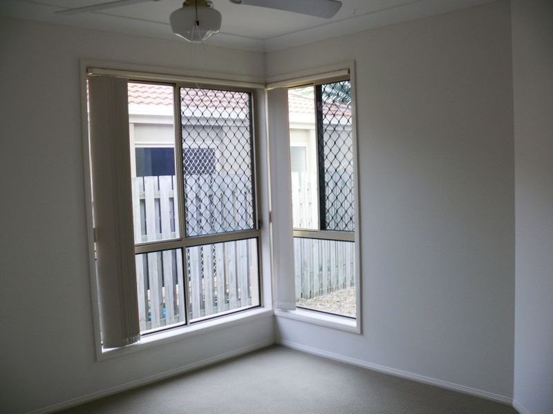 81 Marble Arch Place, Arundel QLD 4214