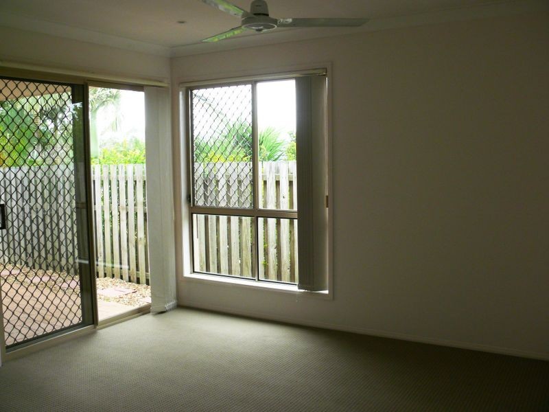 81 Marble Arch Place, Arundel QLD 4214