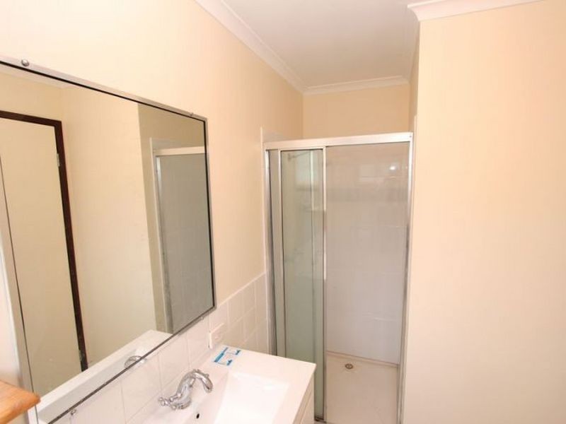1/36 McMillan Street, Labrador QLD 4215