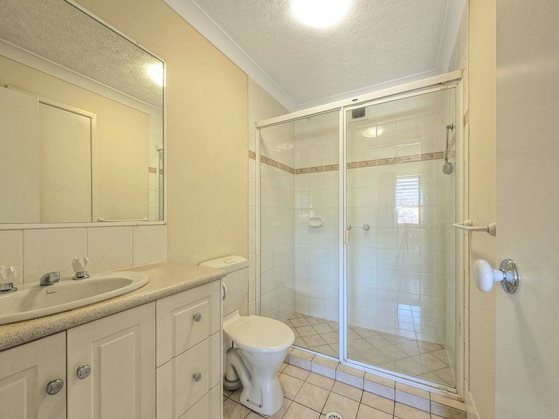 8/32 Bath Street, Labrador QLD 4215