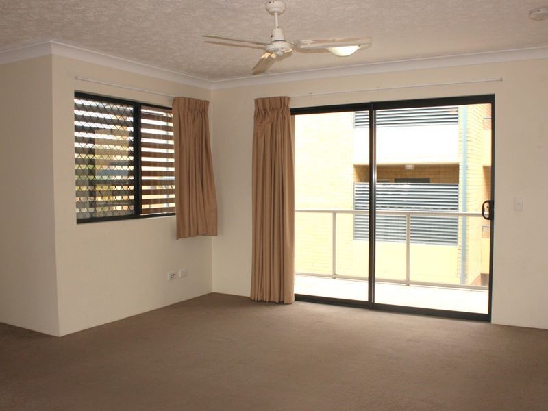 8/32 Bath Street, Labrador QLD 4215