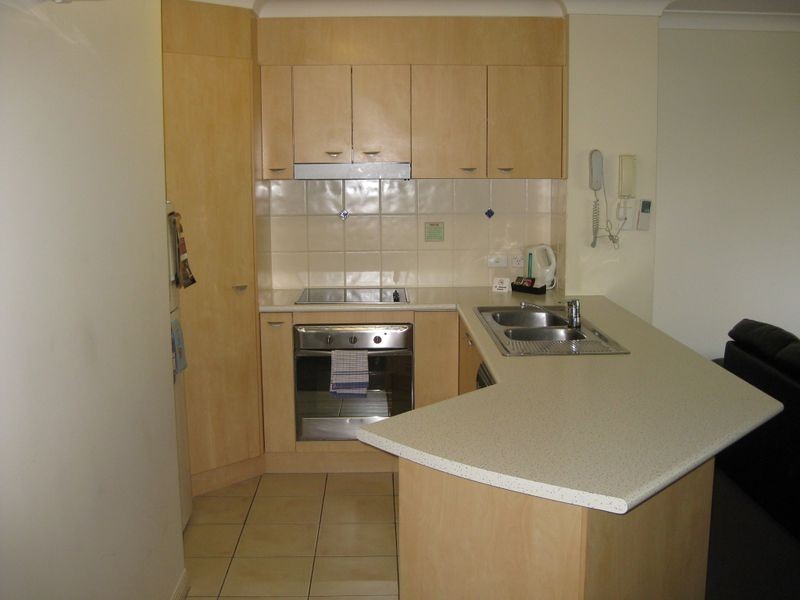 120/392 Marine Parade, Labrador QLD 4215