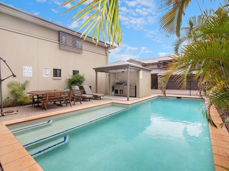 5/8-10 Gordon Street, Labrador QLD 4215