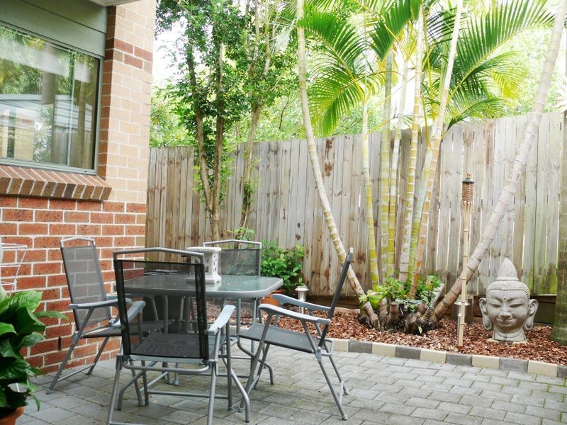 3/93 Whiting Street, Labrador QLD 4215