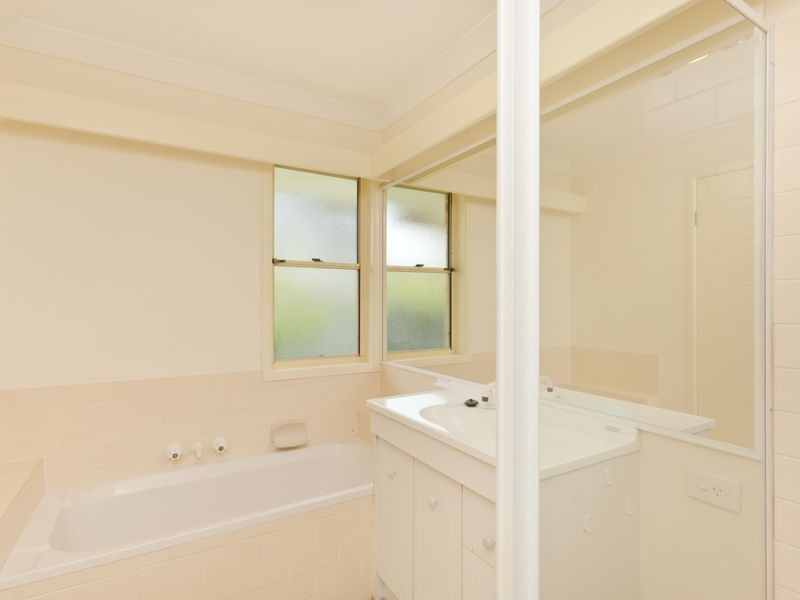 19/62-64 Brown Street, Labrador QLD 4215