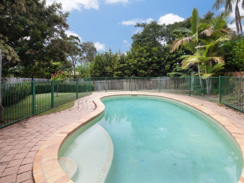 1/63 Olsen Avenue, Labrador QLD 4215