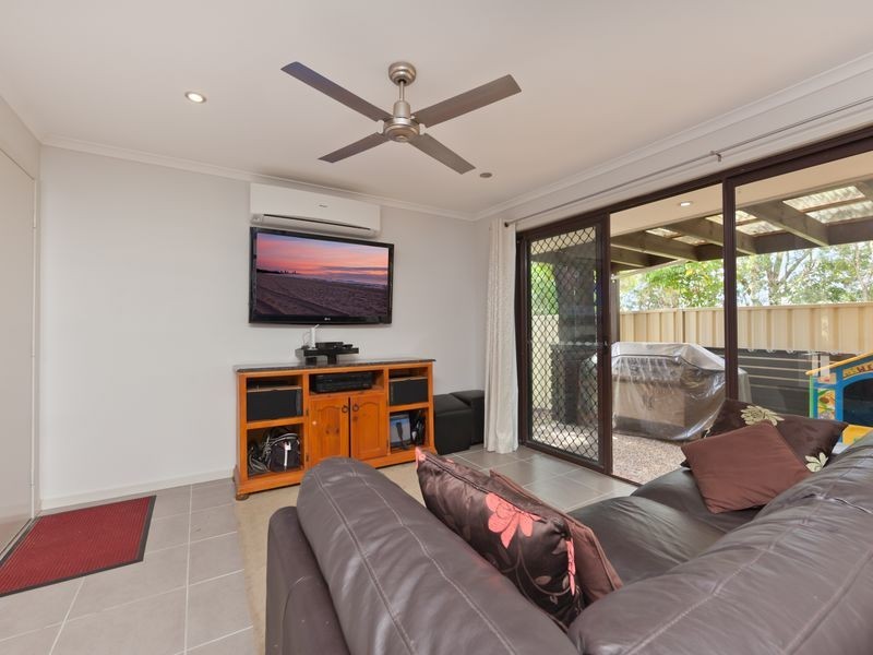 2/86 Botanical Drive, Labrador QLD 4215